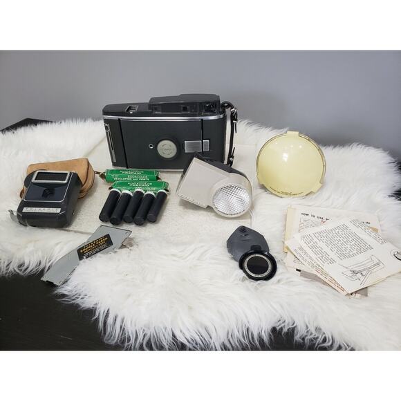 Vintage Polaroid Land Camera Model 160 Lot Wink-Light Manual lot 281‎ flash - Picture 1 of 12